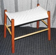 Bench by turpening small.JPG (10061 bytes)