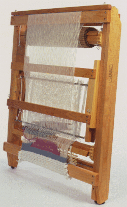 Tapestry Closed Big.GIF (67809 bytes)